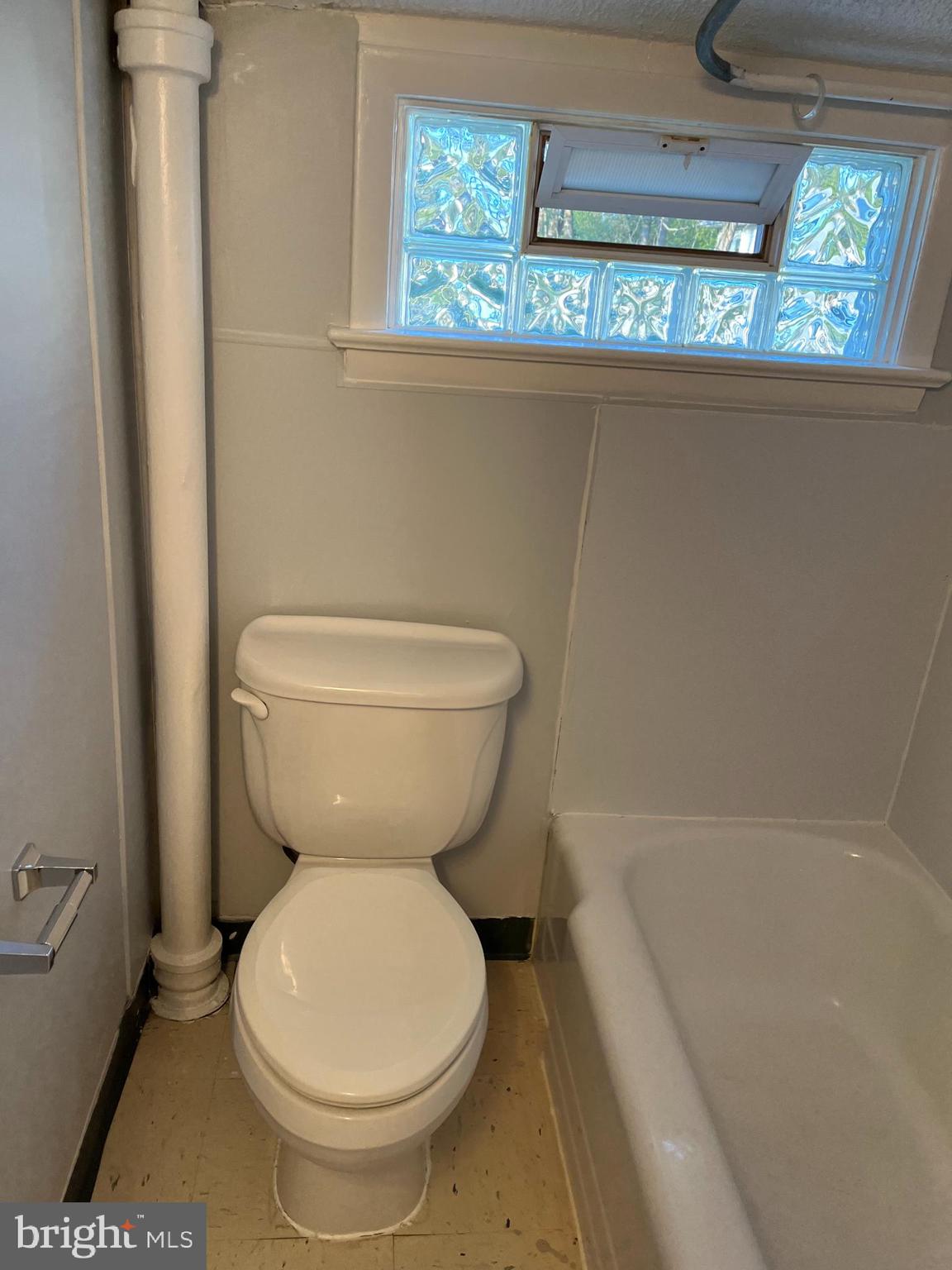 124 Dallas Road, Unit 3 Willow Grove, PA 19090 - Photo 8 of 9 Bathroom