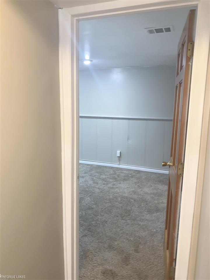 18970 Frazho Road Roseville, MI 48066 - Photo 35 of 53