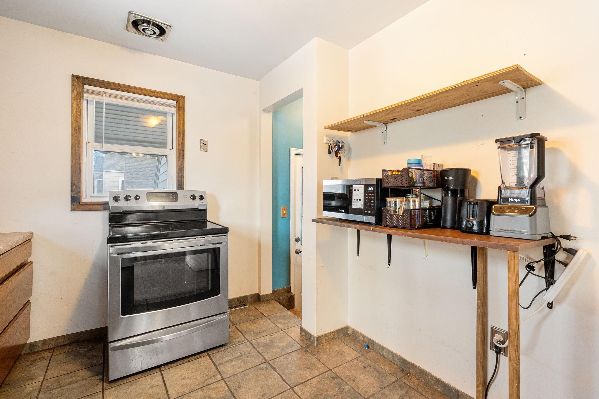 211 12th Avenue Southwest Austin, MN 55912 - Photo 17 of 29