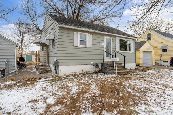 $165,000 | 211 12th Avenue Southwest, Austin, MN 55912