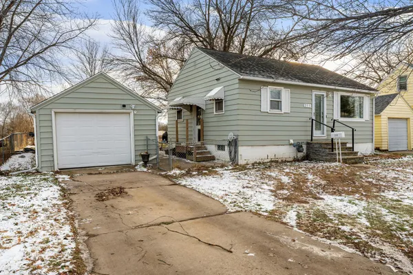 $165,000 | 211 12th Avenue Southwest, Austin, MN 55912