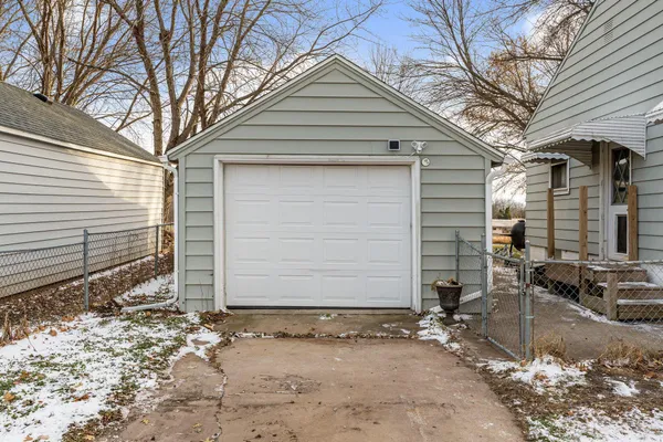 $165,000 | 211 12th Avenue Southwest, Austin, MN 55912