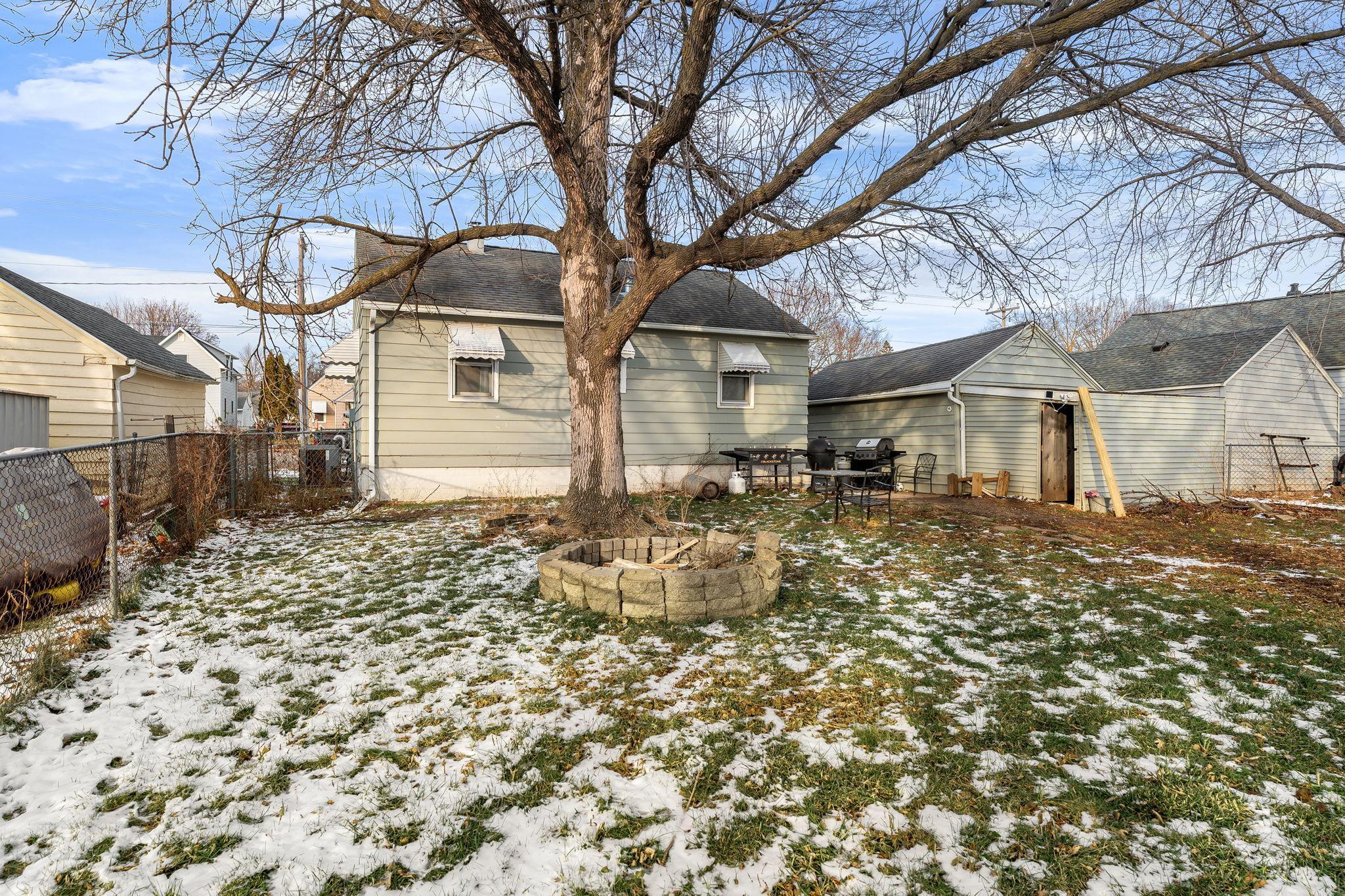 211 12th Avenue Southwest Austin, MN 55912 - Photo 9 of 29