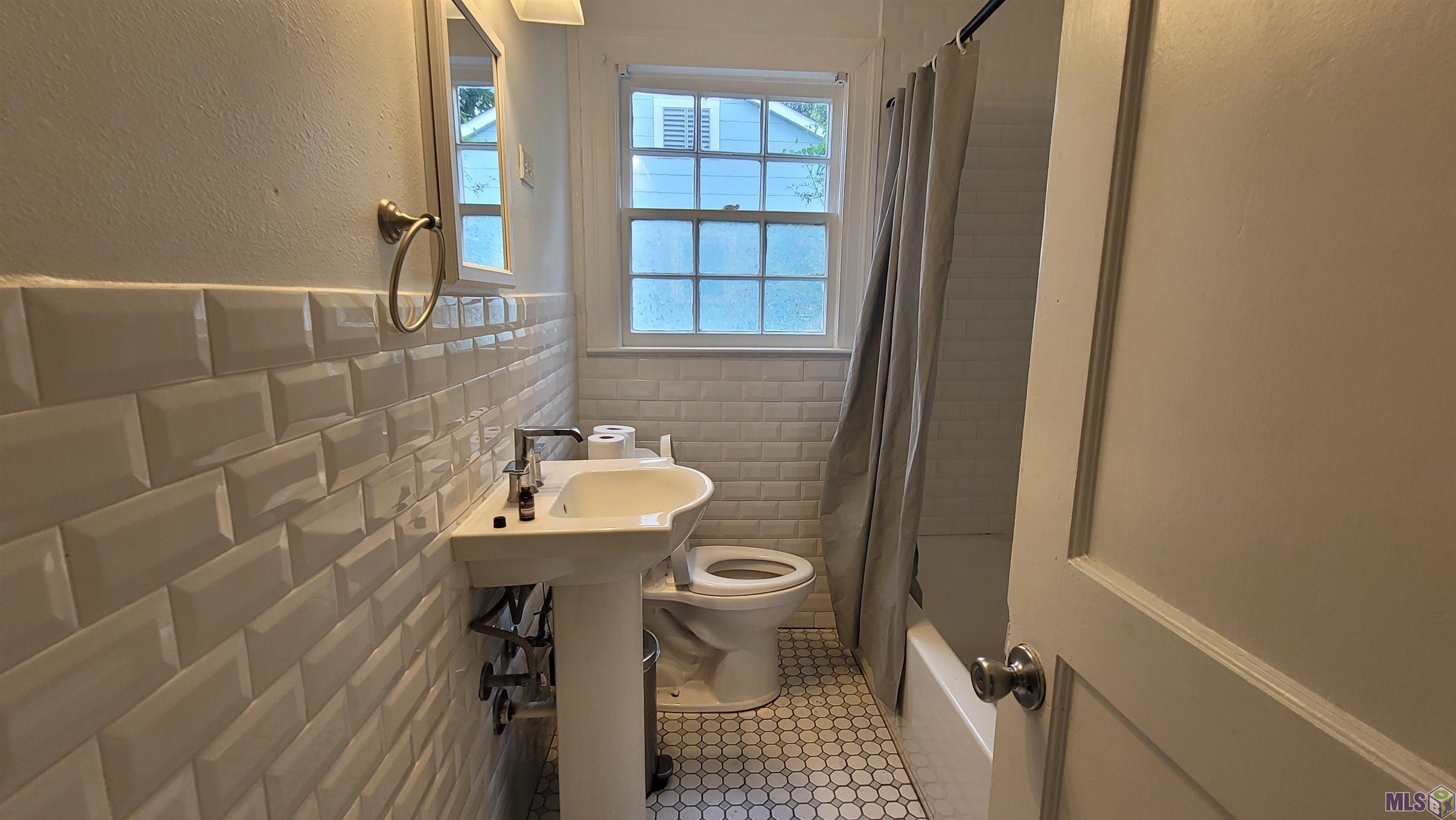 4776 Arrowhead Street Baton Rouge, LA 70808 - Photo 5 of 7