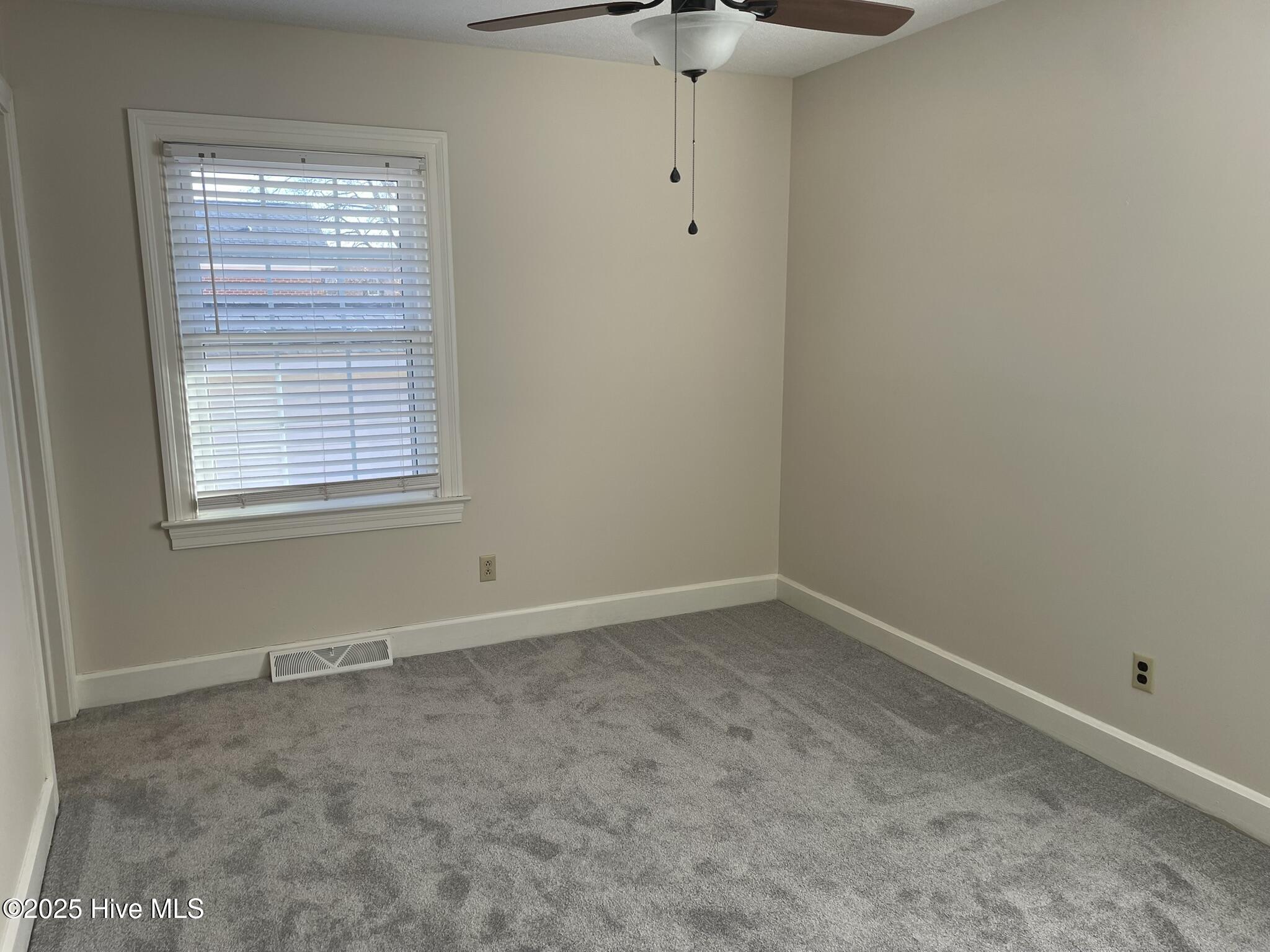 2105 Mitchell Place Southwest Wilson, NC 27893 - Photo 12 of 15 IMG_4907