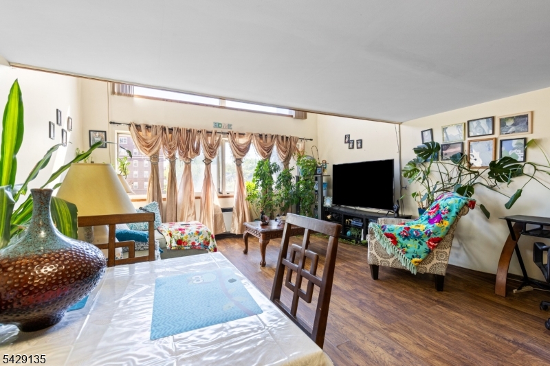 40 Fayette Street, Unit 26 Perth Amboy, NJ 08861 - Photo 4 of 20