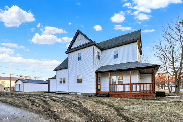 $340,000 | 715 South Anderson Street, Elwood, IN 46036