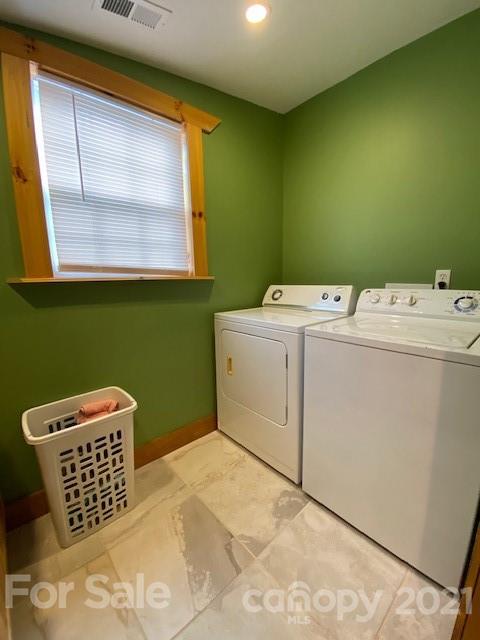 5281 Jenkins Road Morganton, NC 28655 - Photo 14 of 31 a utility room with dryer and washer