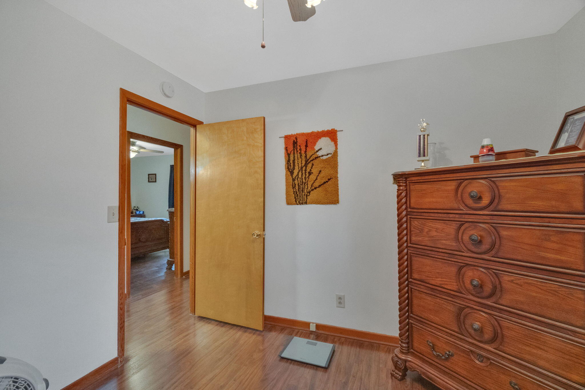 2295 Buckingham Road Greeneville, TN 37745 - Photo 19 of 32 20-web-or-mls-JH-Fri 20231110-063