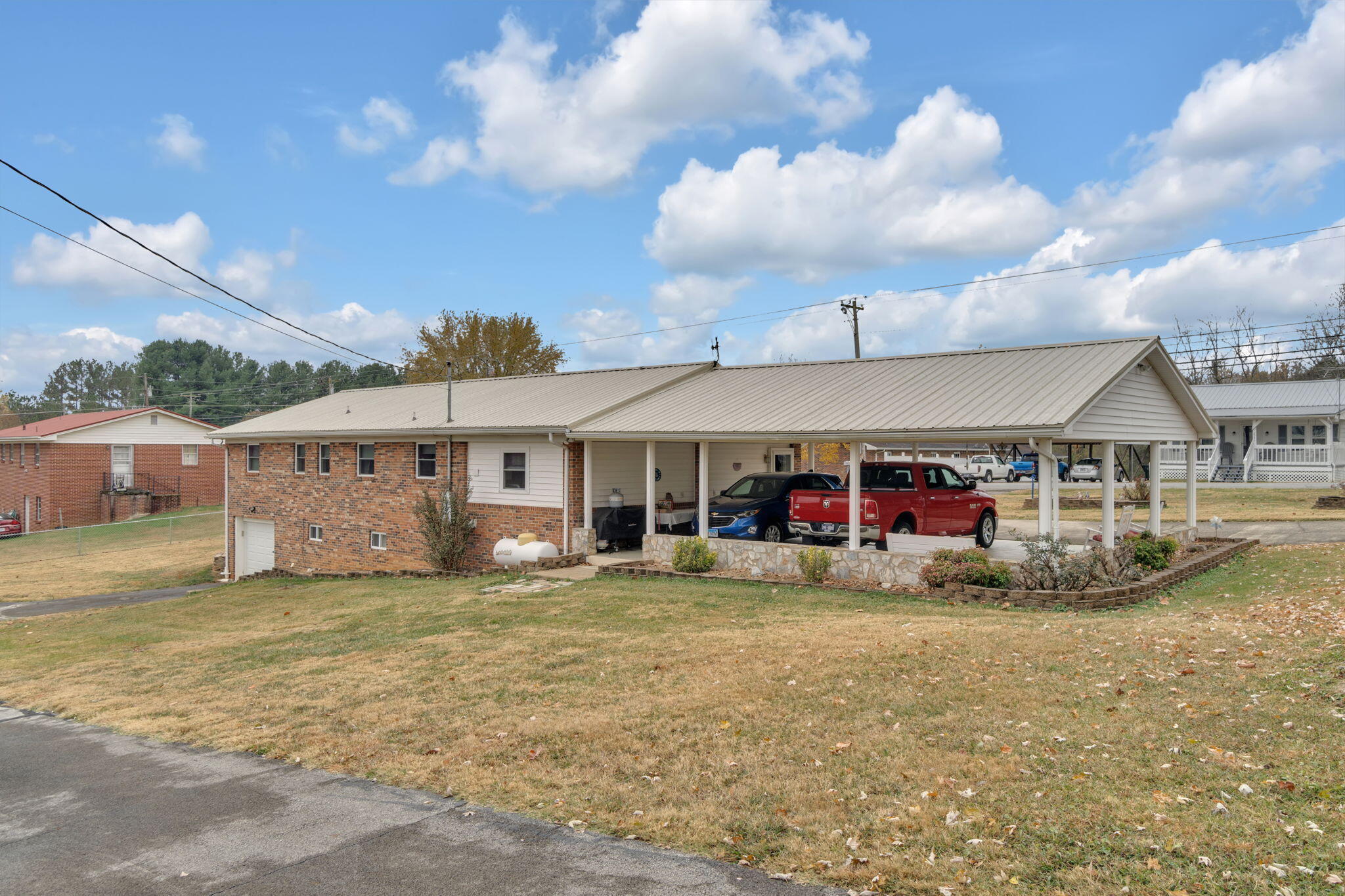 2295 Buckingham Road Greeneville, TN 37745 - Photo 31 of 32 10-web-or-mls-JH-Fri 20231110-028