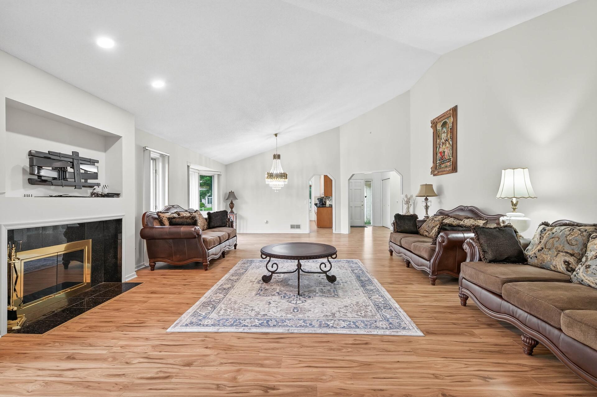 10417 Fawns Way Eden Prairie, MN 55347 - Photo 16 of 53