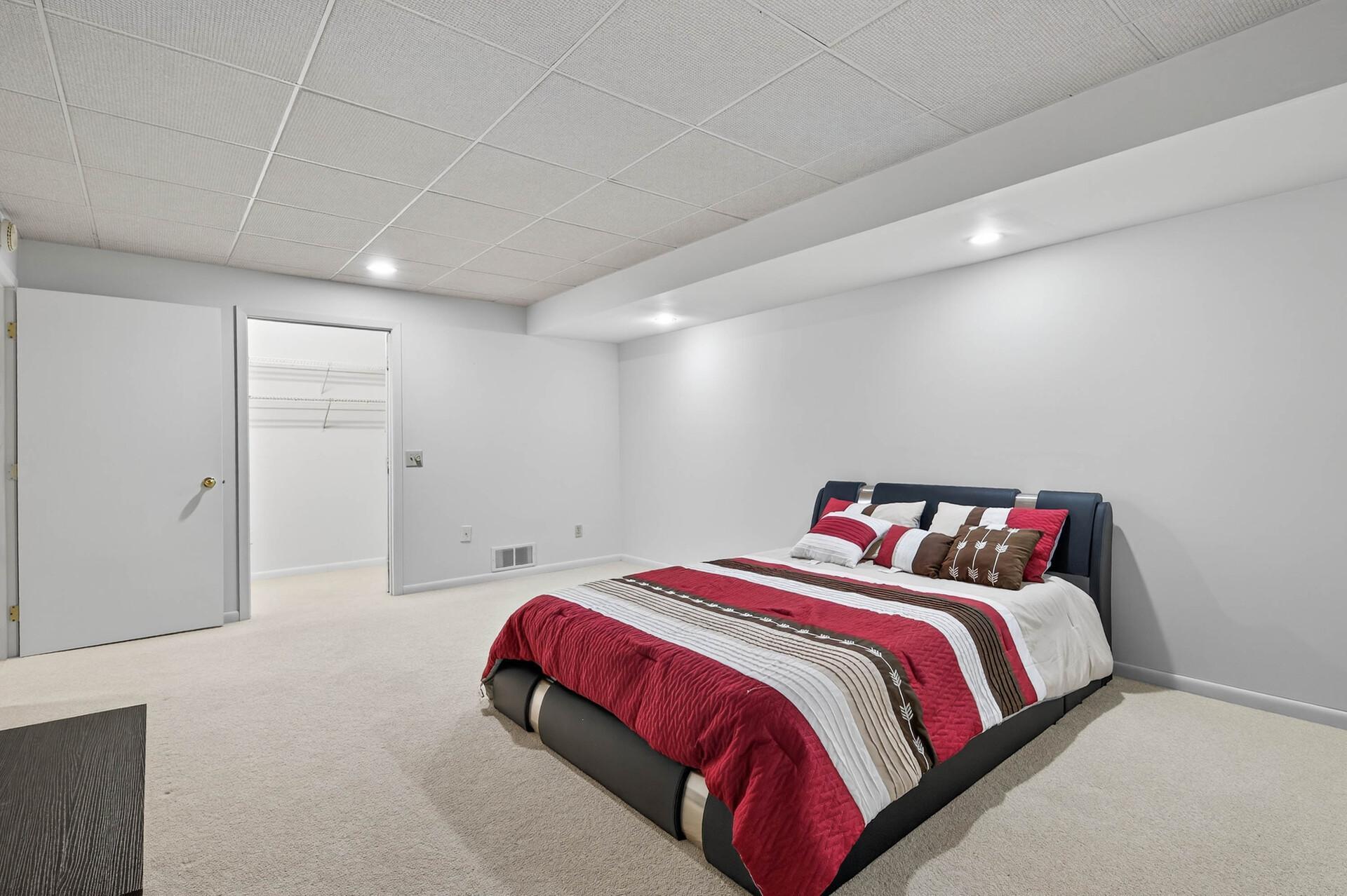 10417 Fawns Way Eden Prairie, MN 55347 - Photo 32 of 53