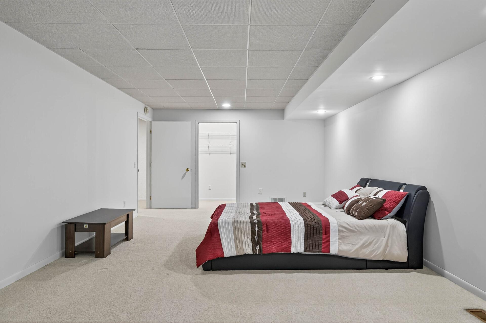 10417 Fawns Way Eden Prairie, MN 55347 - Photo 33 of 53