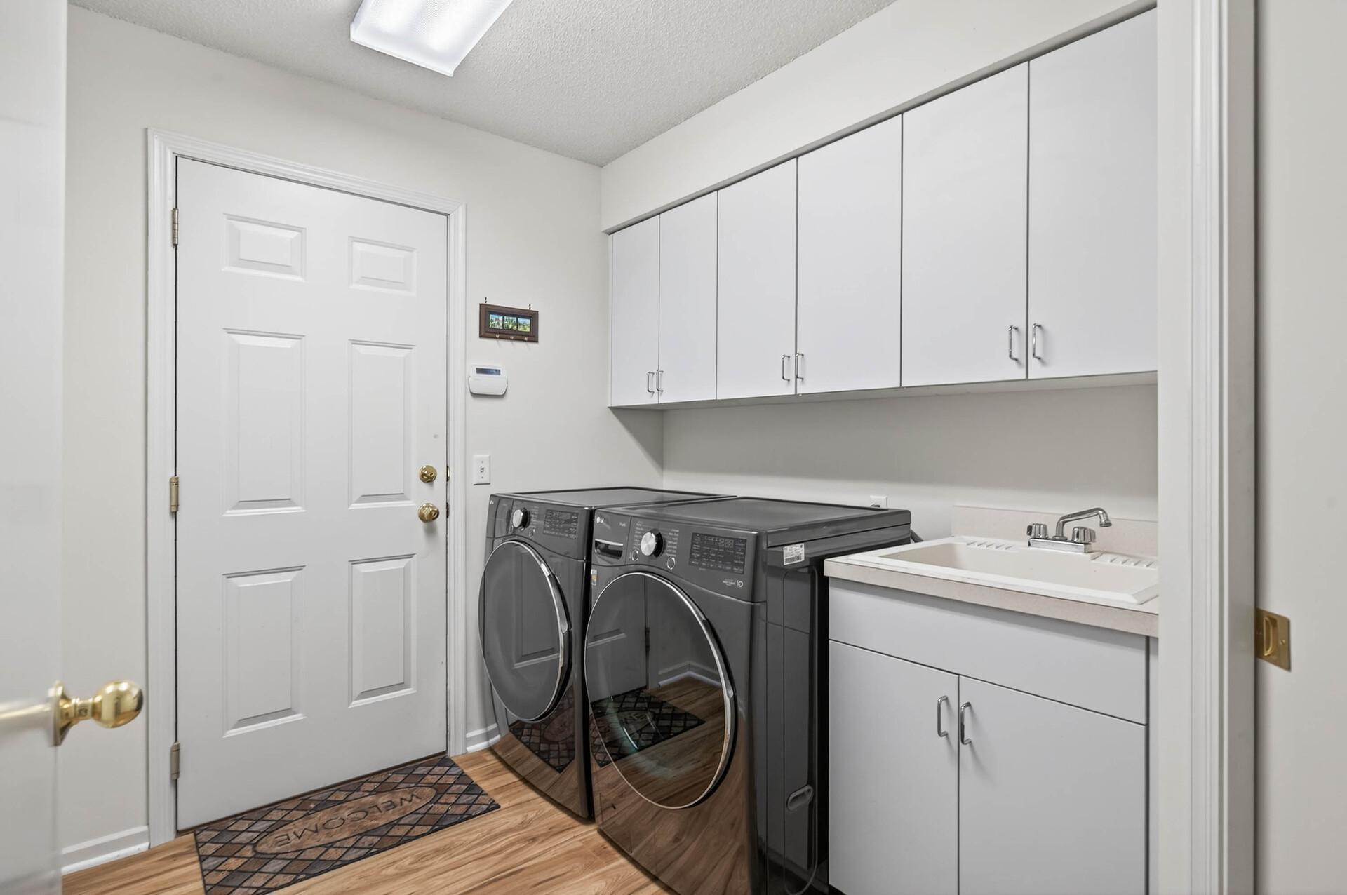 10417 Fawns Way Eden Prairie, MN 55347 - Photo 43 of 53