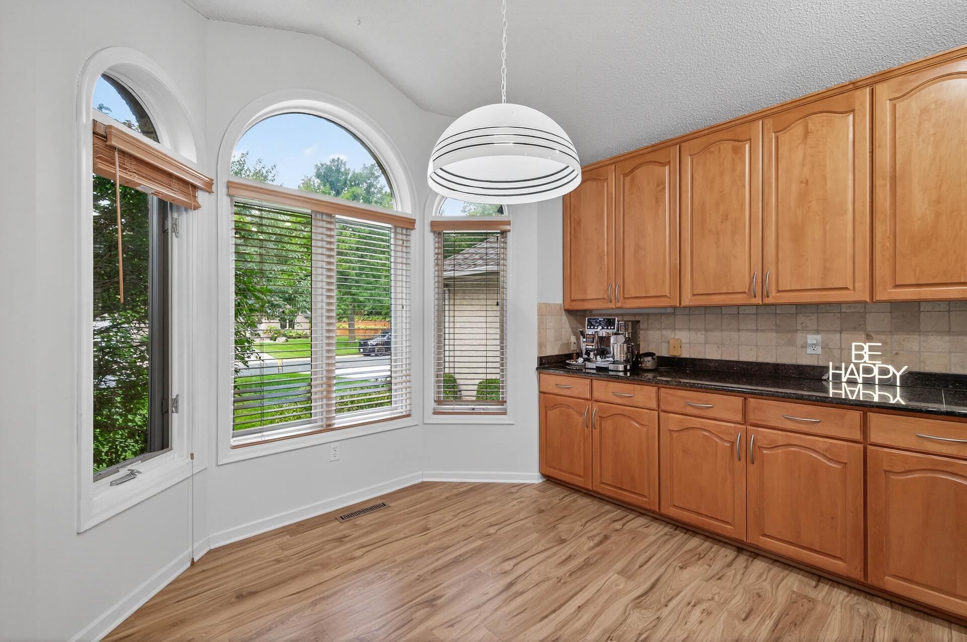 10417 Fawns Way Eden Prairie, MN 55347 - Photo 9 of 53