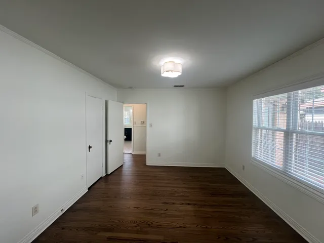 $2,100 | 2916 21st Street, Lubbock, TX 79410