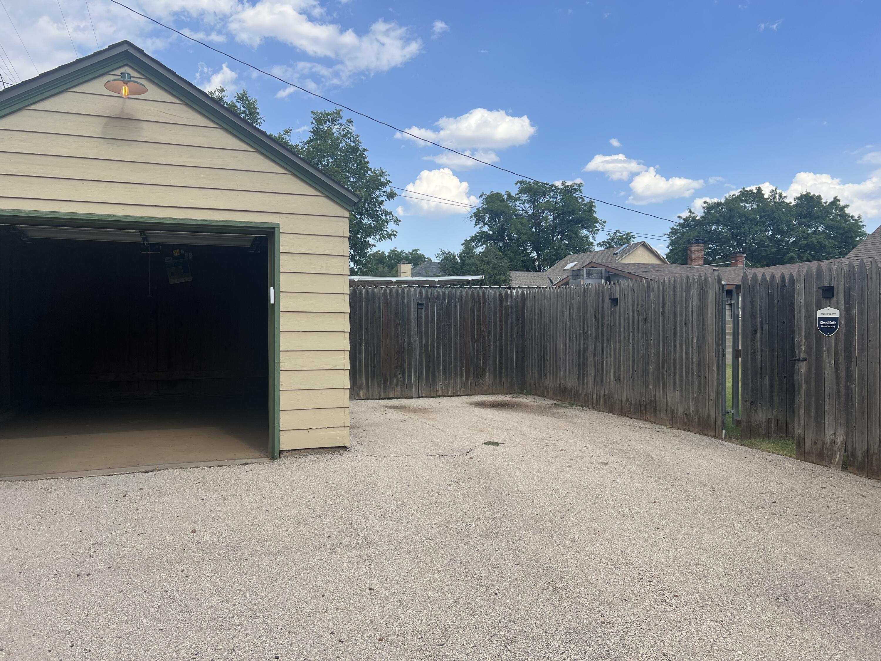 2916 21st Street Lubbock, TX 79410 - Photo 10 of 28