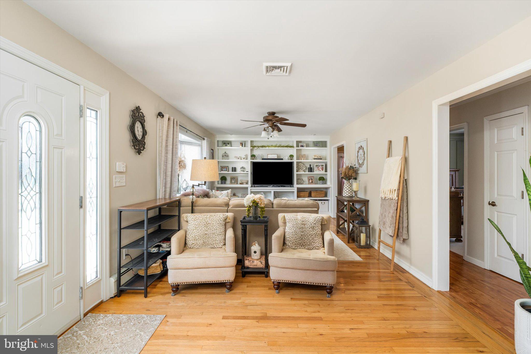 387 Chesterfield Jacobstown Road Wrightstown, NJ 08562 - Photo 6 of 48