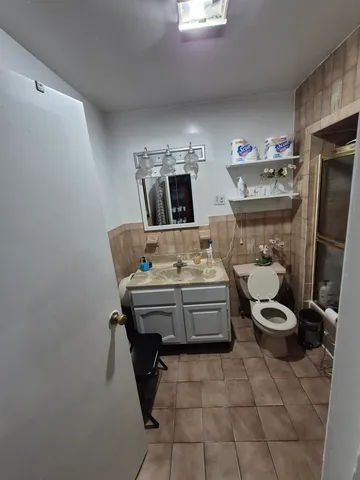 $949,000 | 520 42nd Street, Union City, NJ 07087