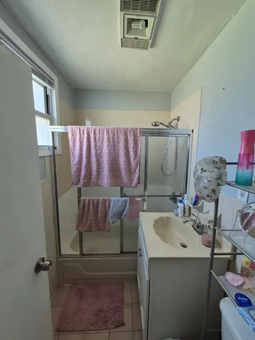 $949,000 | 520 42nd Street, Union City, NJ 07087