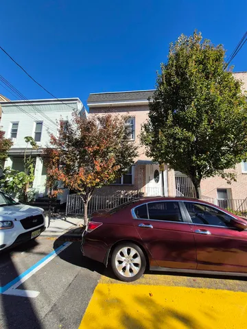 $949,000 | 520 42nd Street, Union City, NJ 07087