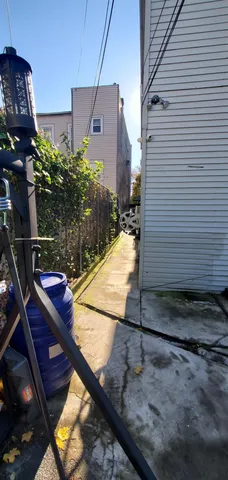 $949,000 | 520 42nd Street, Union City, NJ 07087