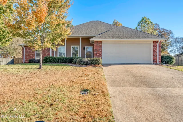 $270,000 | 208 Woodgreen Cove, Flowood, MS 39232