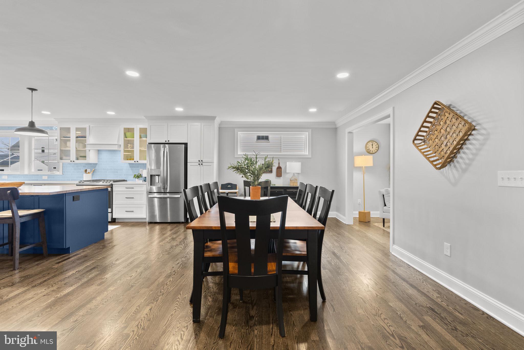 112 Elliott Place Edgewater, MD 21037 - Photo 11 of 56 Dining area open to kitchen and family room