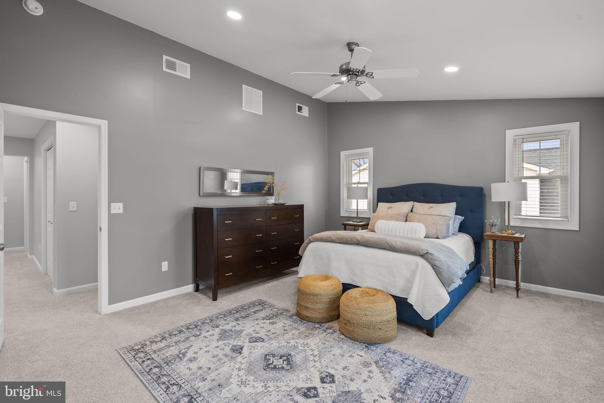 112 Elliott Place Edgewater, MD 21037 - Photo 21 of 56 Primary bedroom with vaulted ceilings