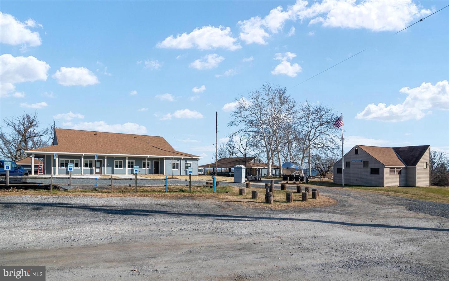 112 Elliott Place Edgewater, MD 21037 - Photo 48 of 56 Beverly Beach Pavilion