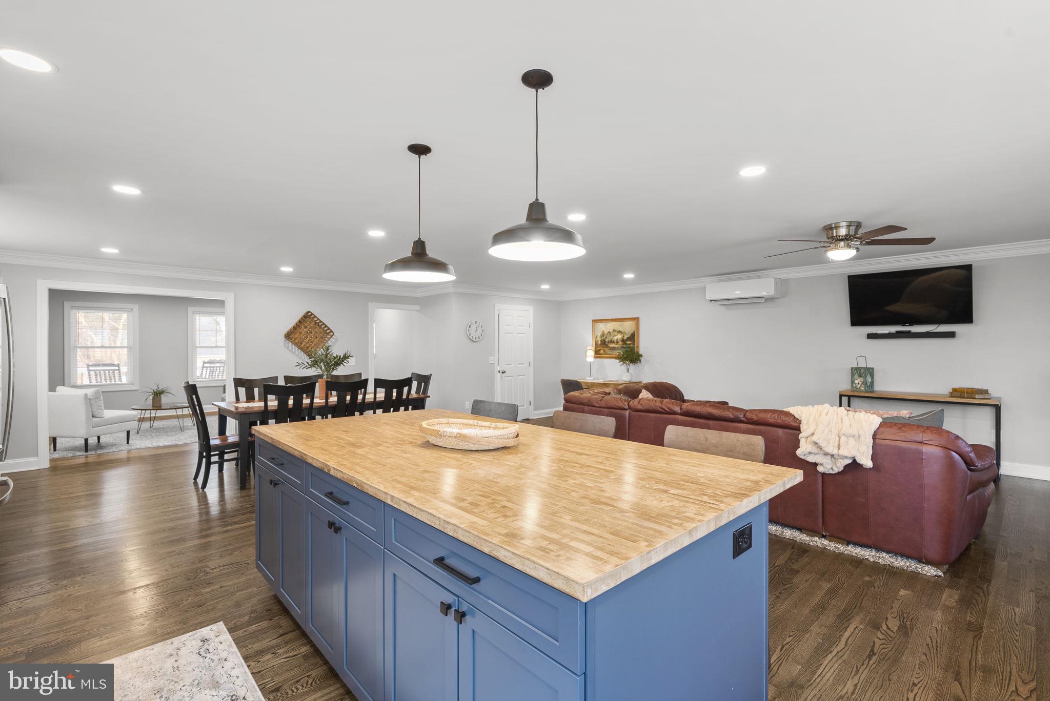 112 Elliott Place Edgewater, MD 21037 - Photo 7 of 56 Expansive and functional kitchen island