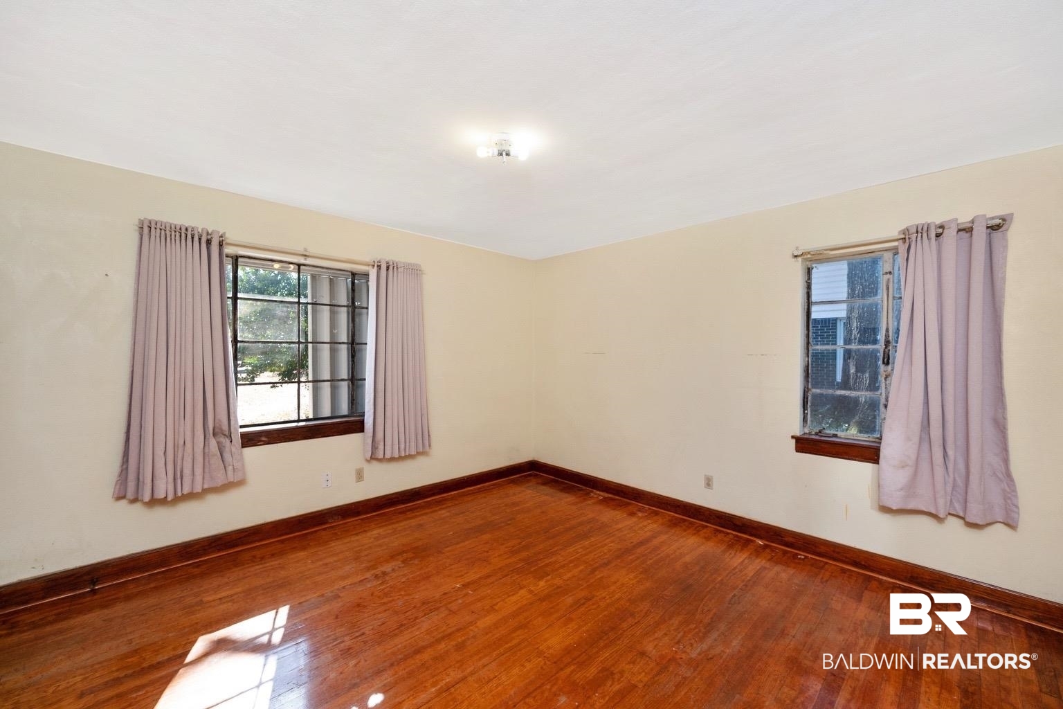4162 Government Boulevard Mobile, AL 36693 - Photo 10 of 20