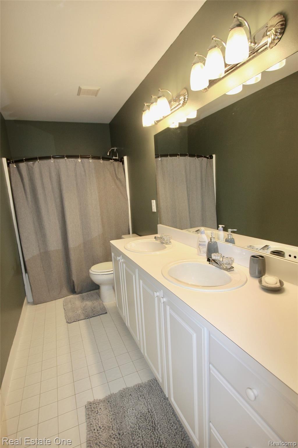 3848 Kossuth Road Lake Orion, MI 48360 - Photo 57 of 91 fullsizeoutput_55e0.jpeg