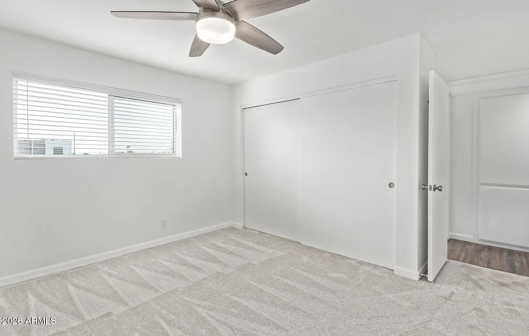 5525 East Thomas Road, Unit Q8 Phoenix, AZ 85018 - Photo 8 of 11 5525 E Thomas Rd Q8 (7)