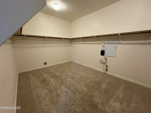 $3,800 | 9885 Kerrydale Court, Reno, NV 89521