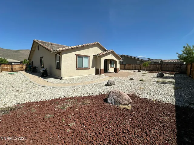 $3,800 | 9885 Kerrydale Court, Reno, NV 89521