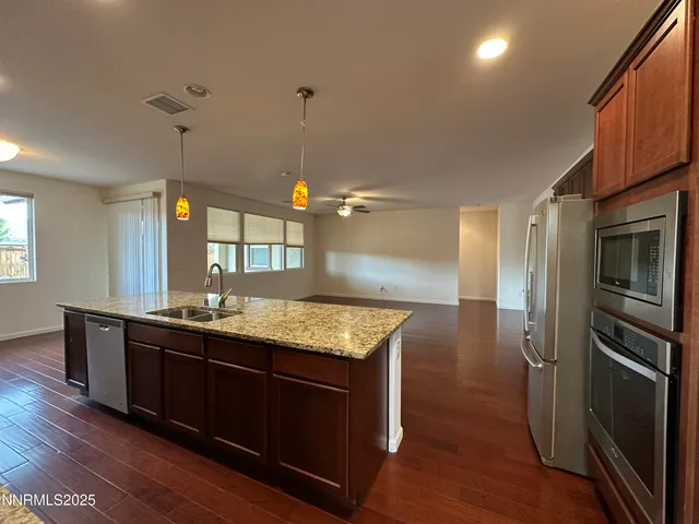 $3,800 | 9885 Kerrydale Court, Reno, NV 89521