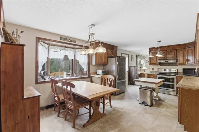 $525,000 | 150 Stafford Hollow Road, Monson, MA 01057