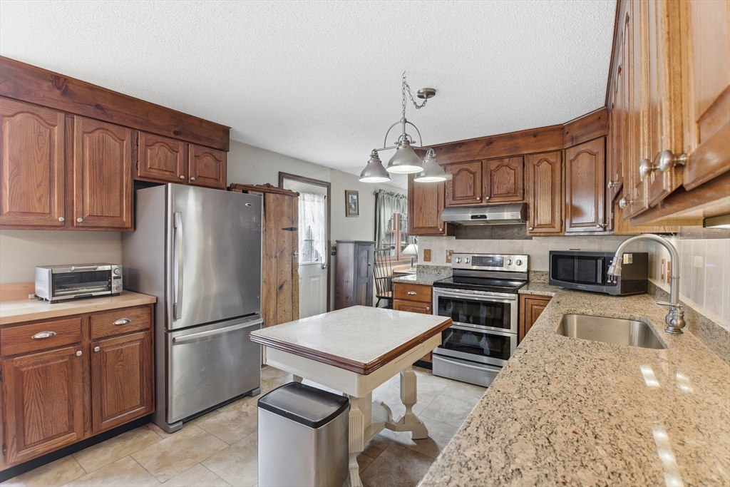 150 Stafford Hollow Road Monson, MA 01057 - Photo 3 of 39