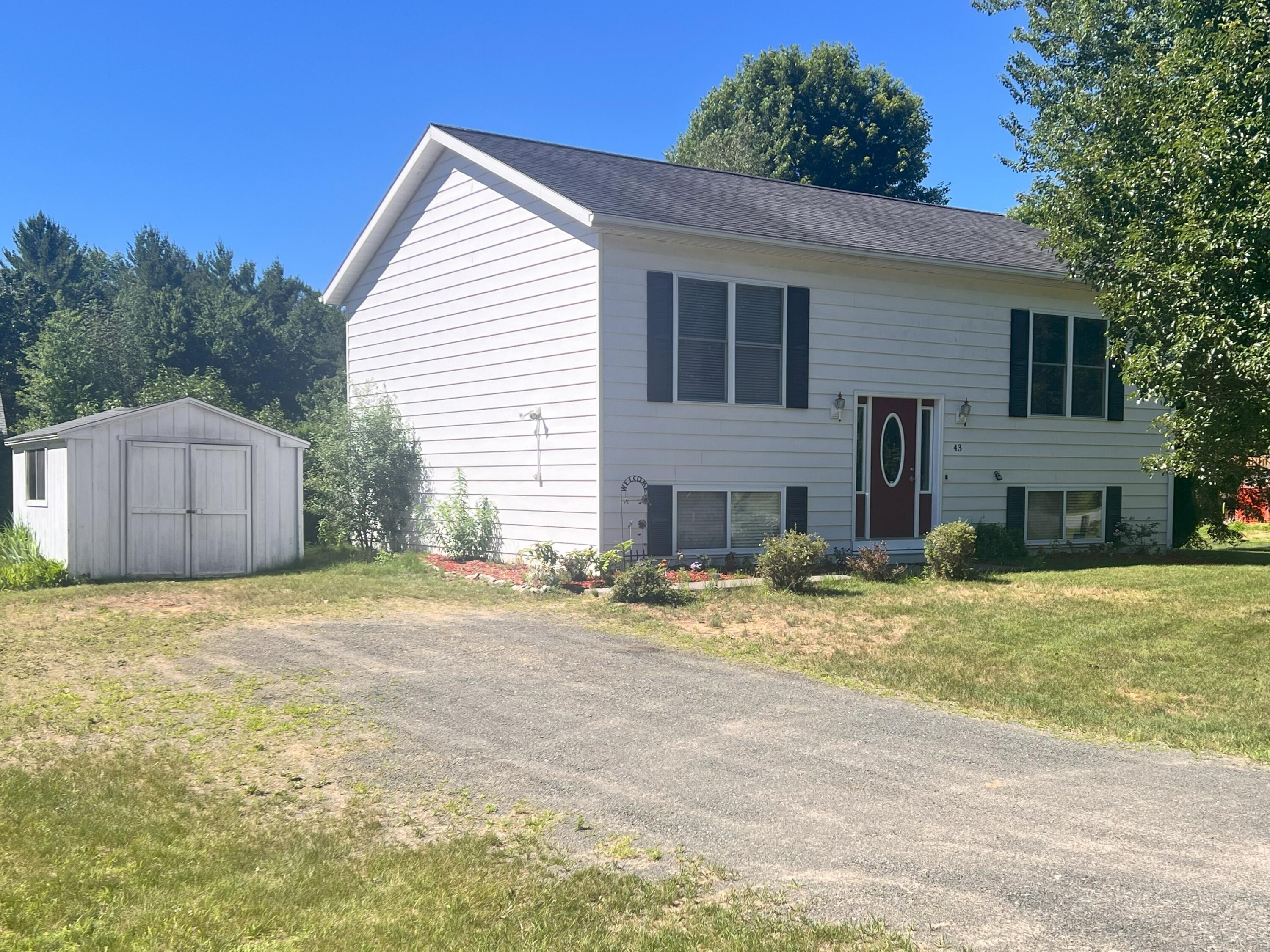 43 Cinnamon Ridge Keeseville, NY 12944 - Photo 2 of 25