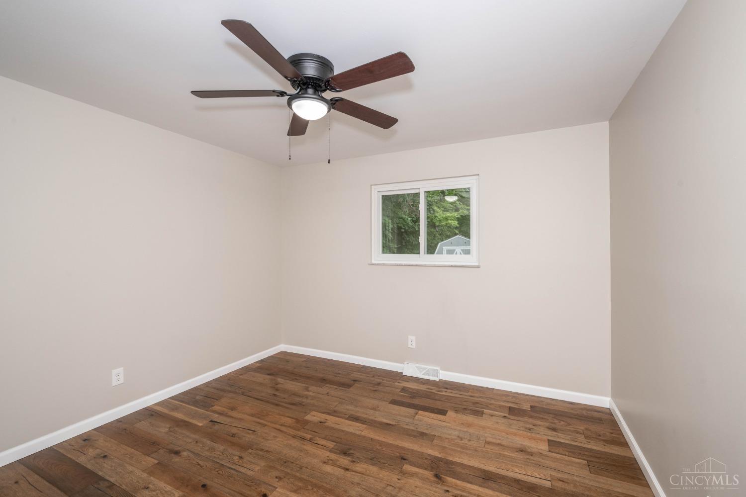 9024 Zoellner Road Cincinnati, OH 45251 - Photo 29 of 47 Gallery Image 29