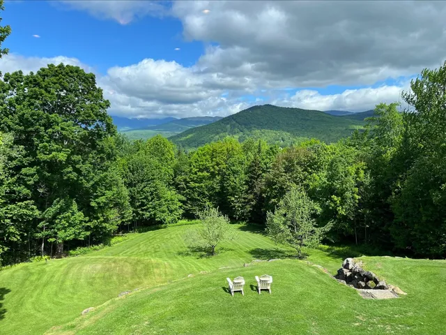$2,100,000 | 105 North Hampshire Ridge Road, Jackson, NH 03846