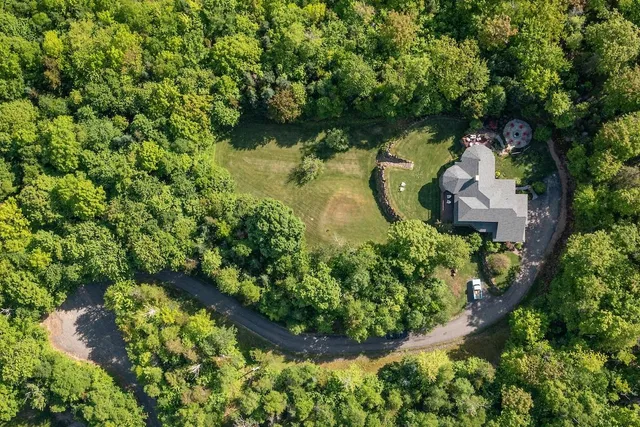 $2,100,000 | 105 North Hampshire Ridge Road, Jackson, NH 03846