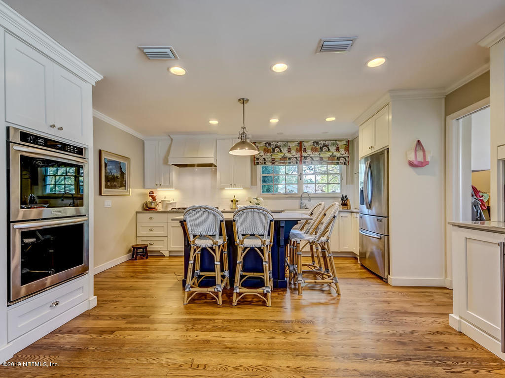 4455 Country Club Road Jacksonville, FL 32210 - Photo 15 of 63 Plenty of room for dining on the island