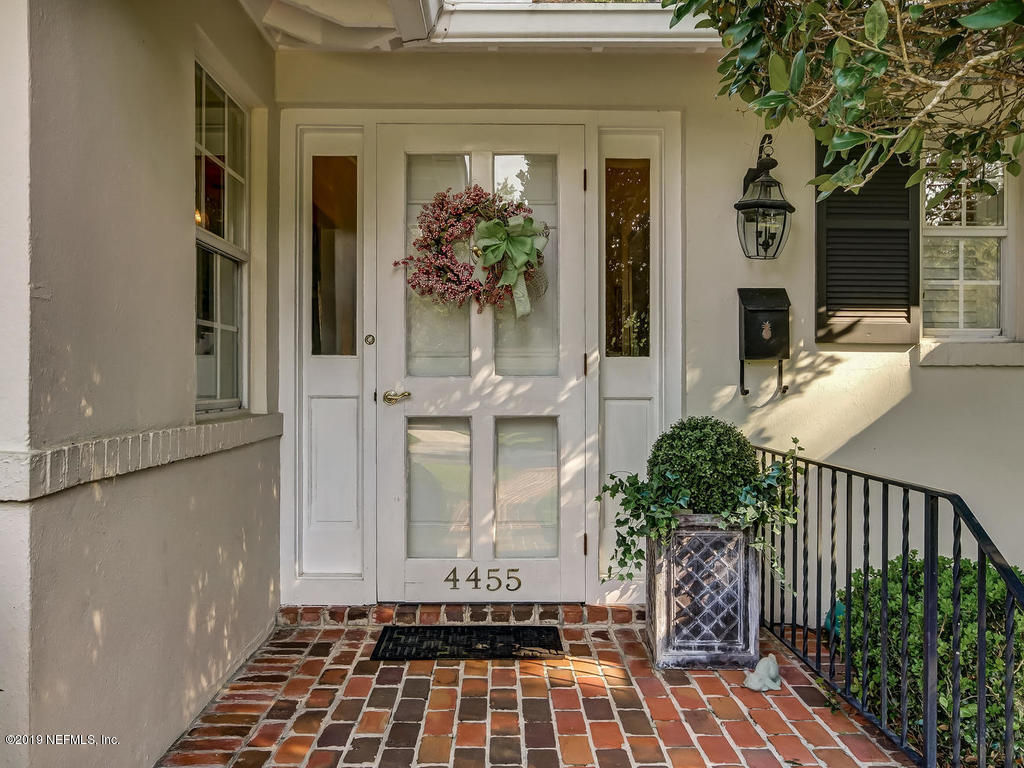 4455 Country Club Road Jacksonville, FL 32210 - Photo 2 of 63 Welcome in! A double front door.