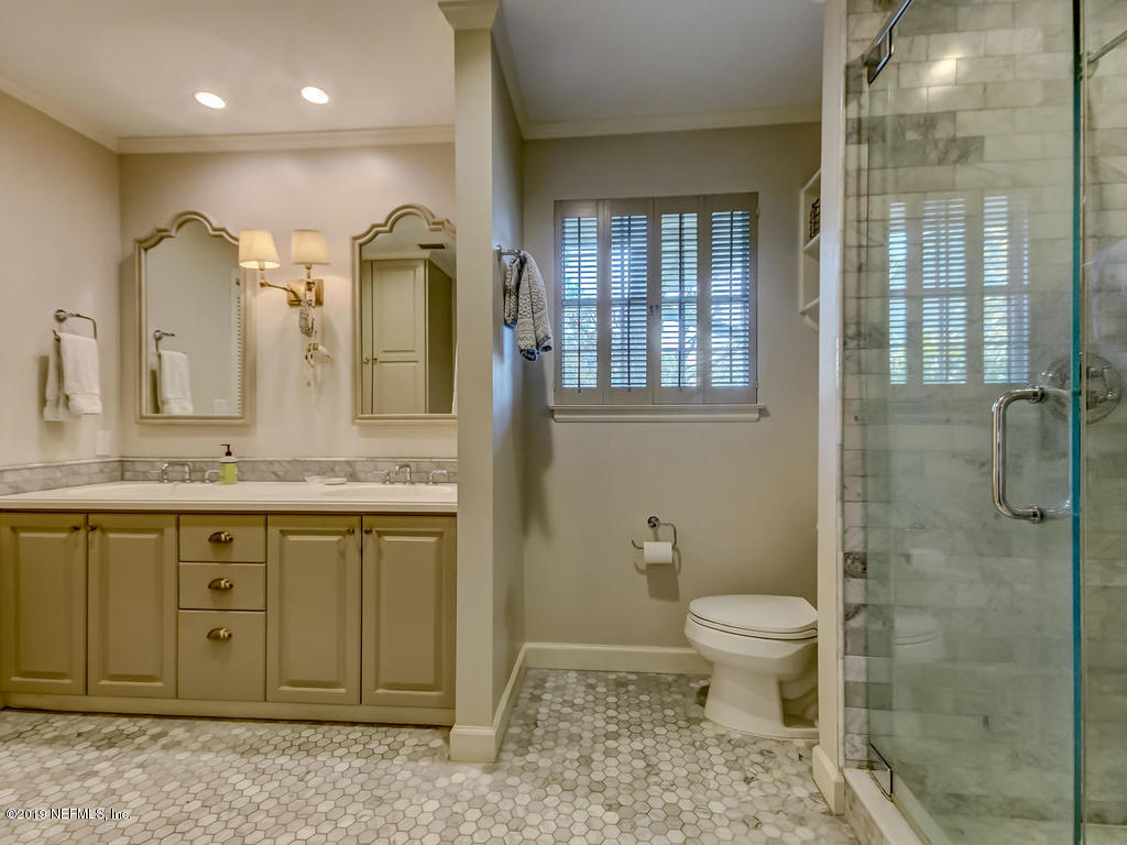 4455 Country Club Road Jacksonville, FL 32210 - Photo 26 of 63 Vanities