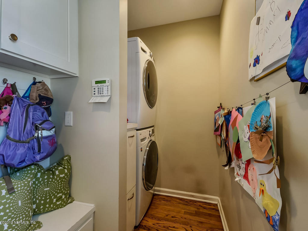 4455 Country Club Road Jacksonville, FL 32210 - Photo 34 of 63 Mudroom and laundry