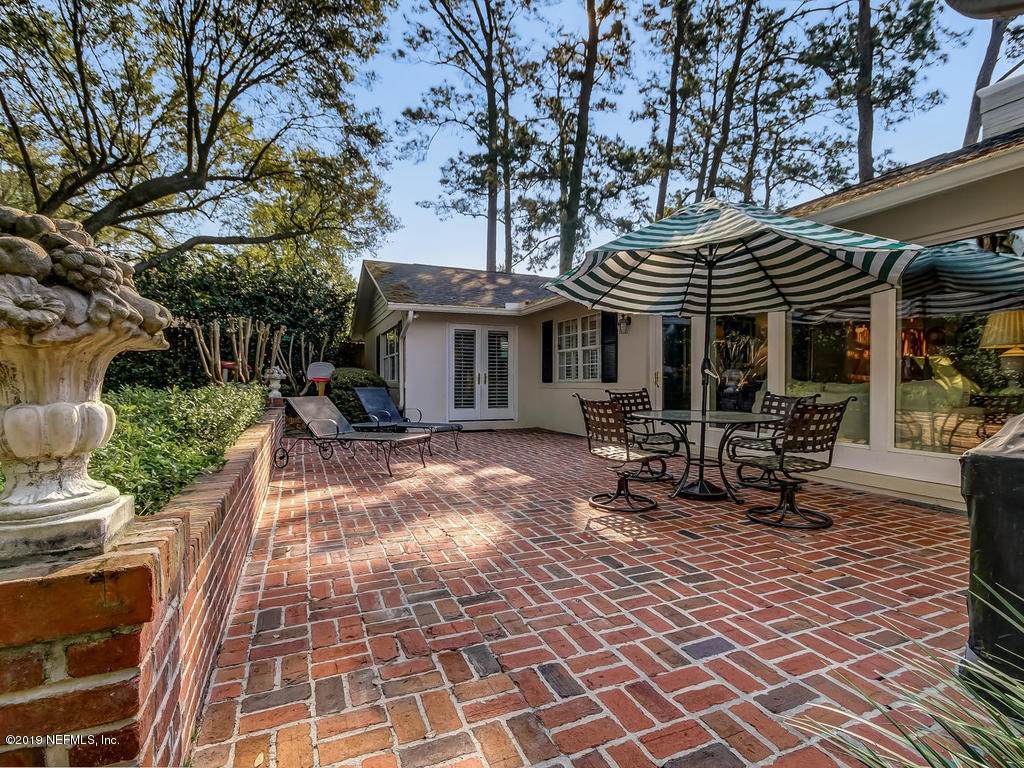 4455 Country Club Road Jacksonville, FL 32210 - Photo 38 of 63 Lovely brick patio