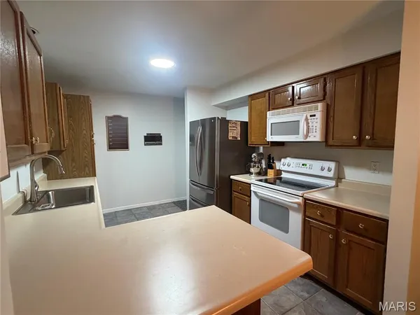 $299,900 | 5510 Bourbeuse Common, Unit 3, Weldon Spring, MO 63304