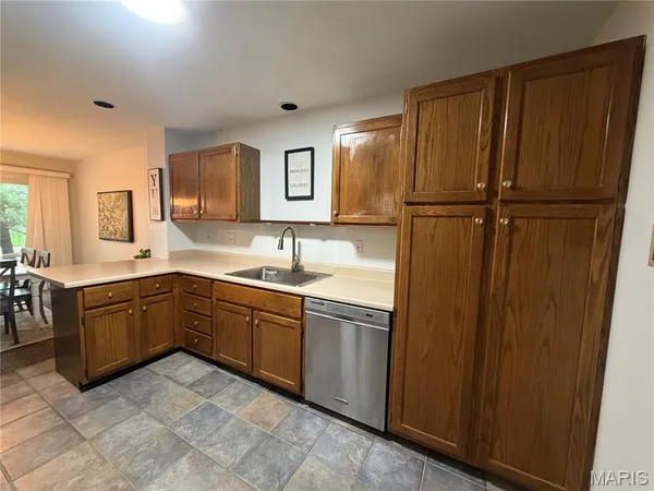 $299,900 | 5510 Bourbeuse Common, Unit 3, Weldon Spring, MO 63304